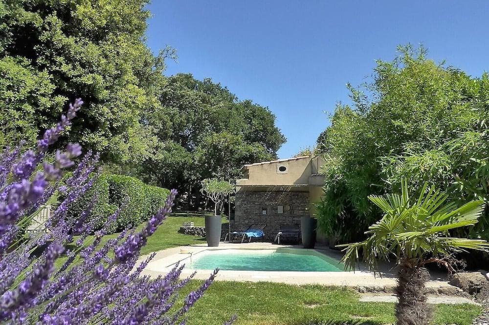 Komfortable Ferienhäuser in charakteristischem Bauernhaus in der Drôme Provençal 1