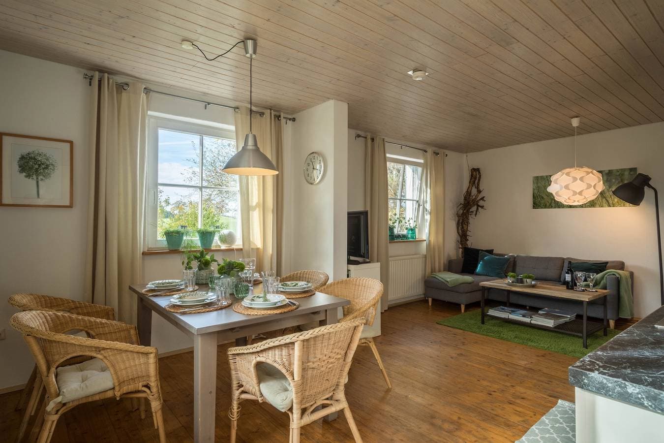 Foto 6 von 29: Ferienhaus 'Landlust-Karsee' mit Bergblick, privater Terrasse und WLAN