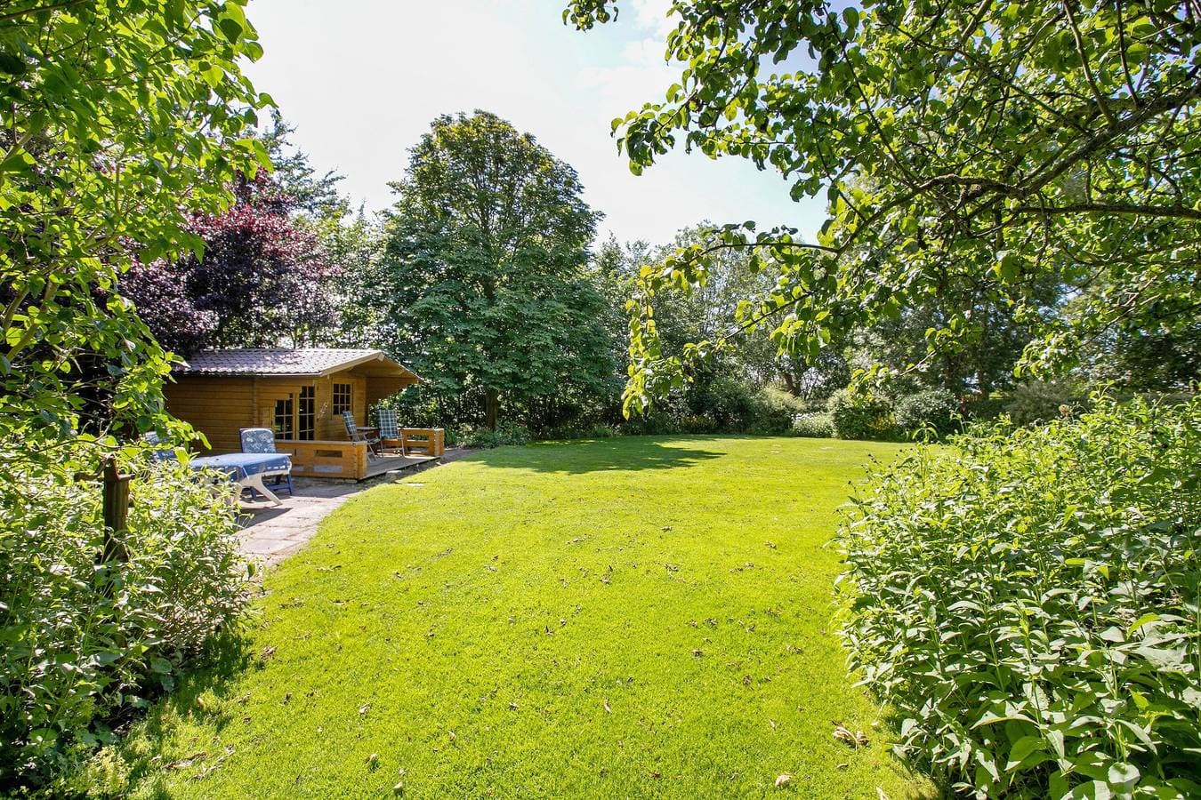 Foto 11 von 38: Ferienwohnung 'Ferienhof Jacobsen 2' mit gemeinsamer Terrasse, gemeinsamem Garten und WLAN