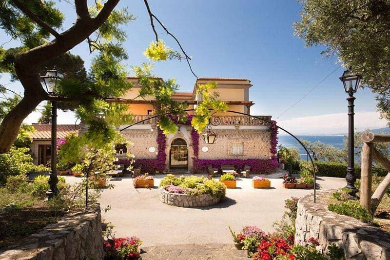 Hotel La Badia 1