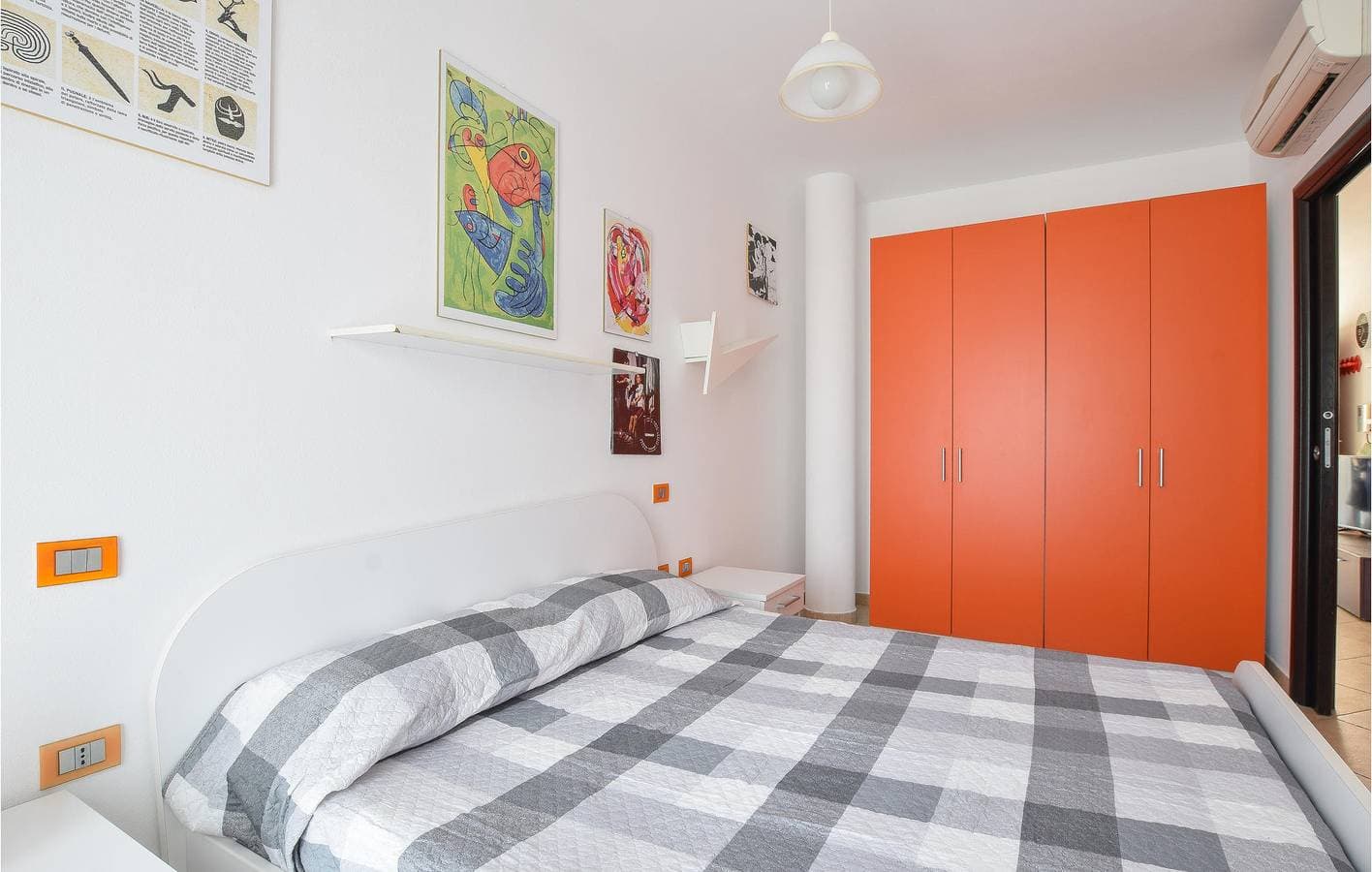 Foto 11 von 14: Assemini Wohnung: A/C, Parkplatz, Pool & WiFi