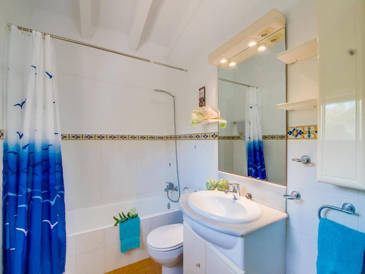 Foto 9 von 65: Two-Bedroom Holiday Home