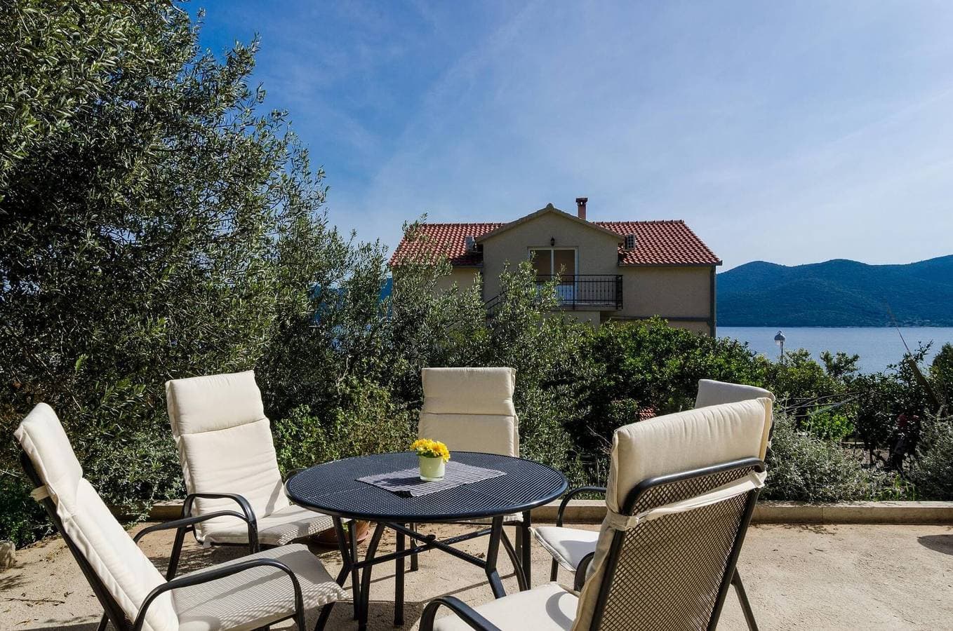 Foto 6 von 22: Ferienhaus für 5 Personen mit Balkon/Terrasse