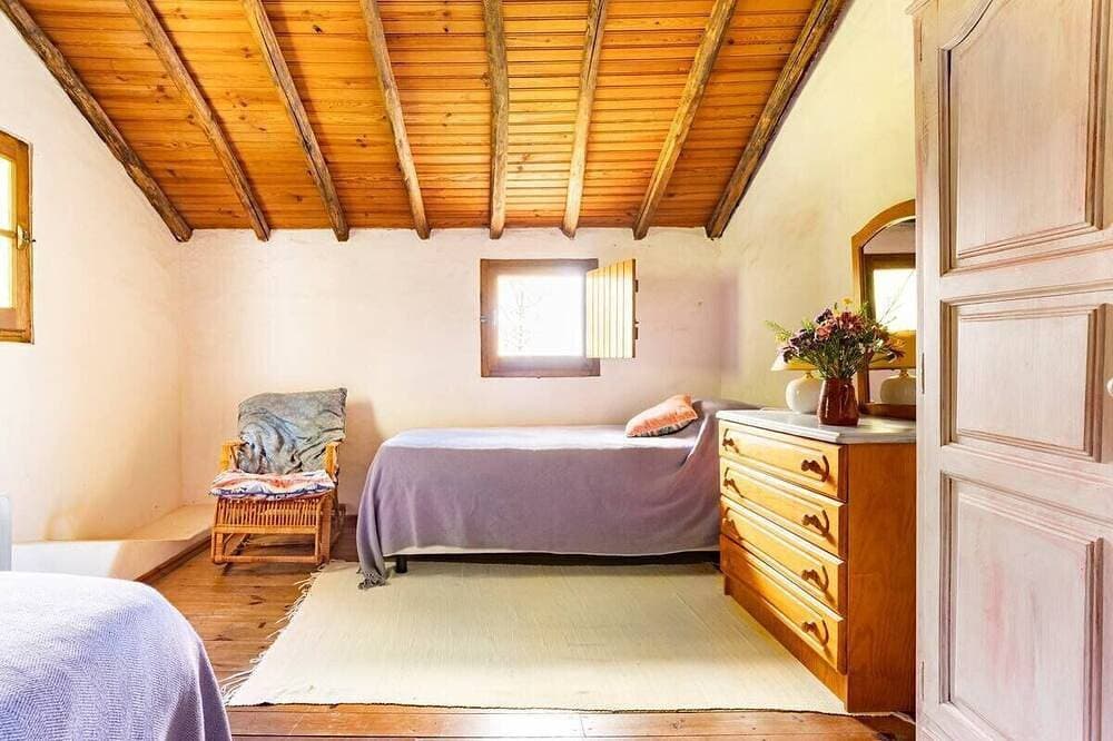 Foto 6 von 30: Traditionelle Bauernhütte mit Pool, in prachtvoller, ruhiger Lage