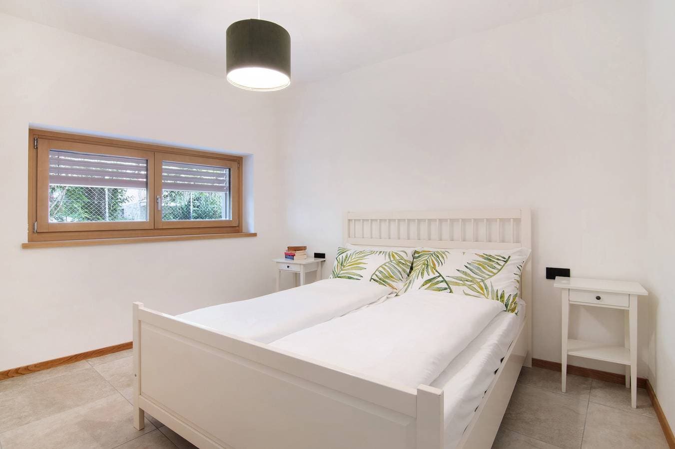 Foto 12 von 35: Ferienwohnung 'La Villa del Lago in Giardino' mit Meerblick, WLAN und Klimaanlage