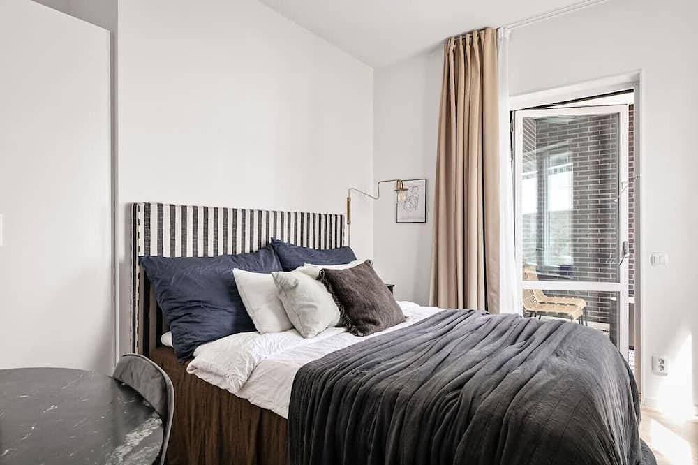 Stylish Luxe home by the water 1
