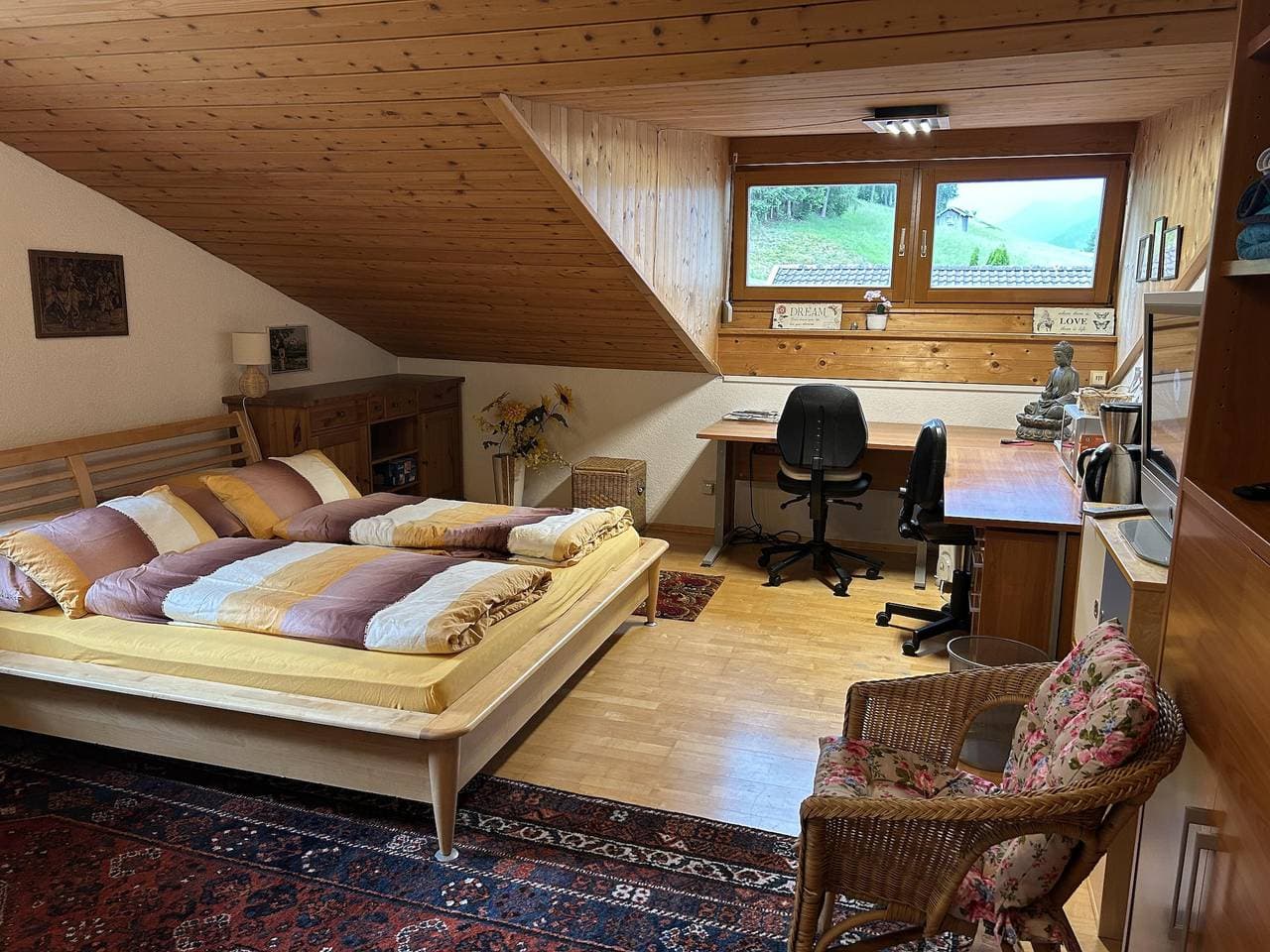 Foto 4 von 31: Doppelzimmer mit Gemeinschaftsbad