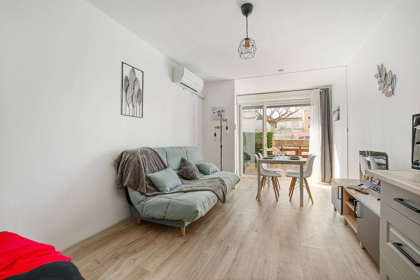Foto 6 von 12: Ferienwohnung für 4 Personen mit Terrasse