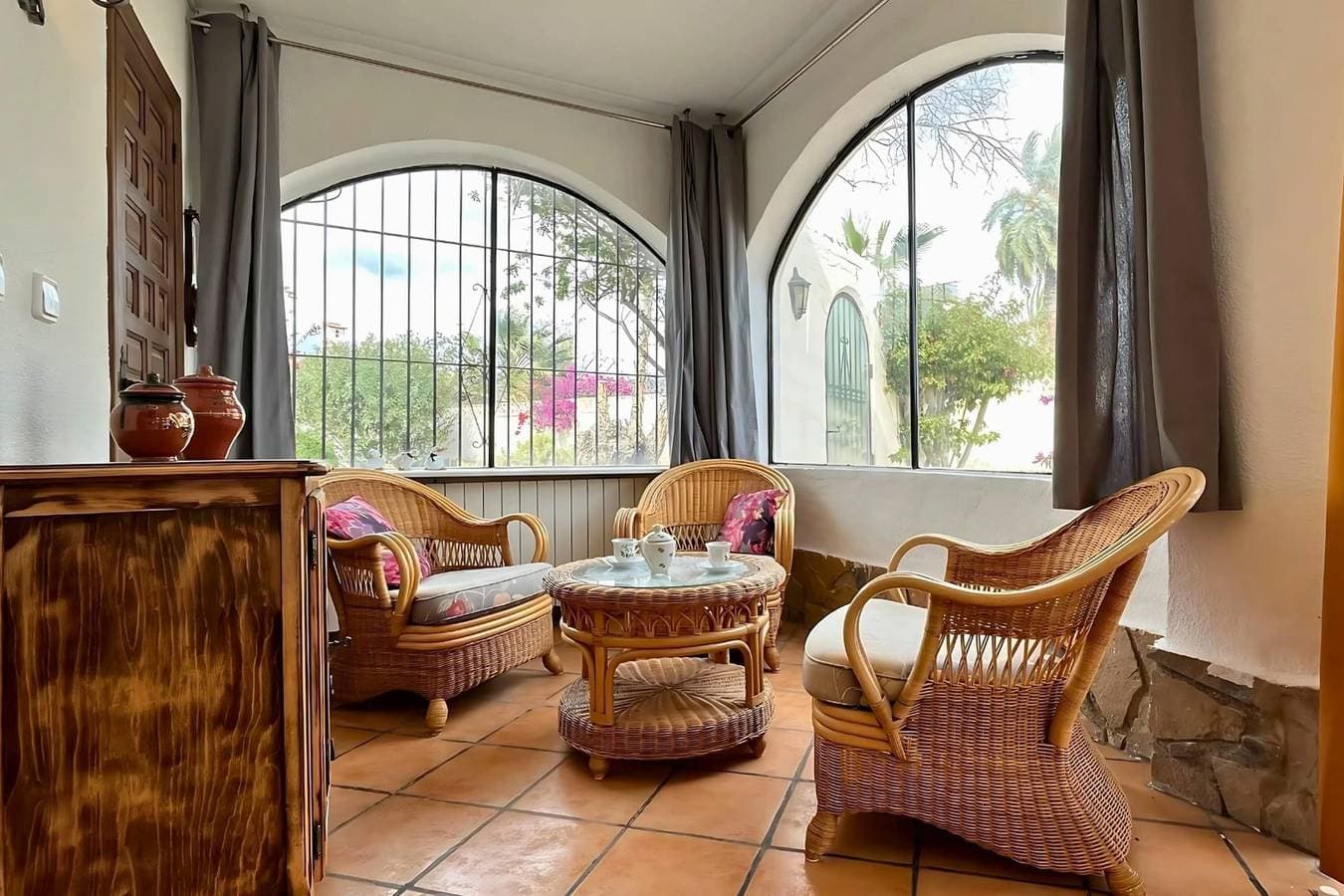 Foto 13 von 79: Villa für 6 Personen mit Terrasse