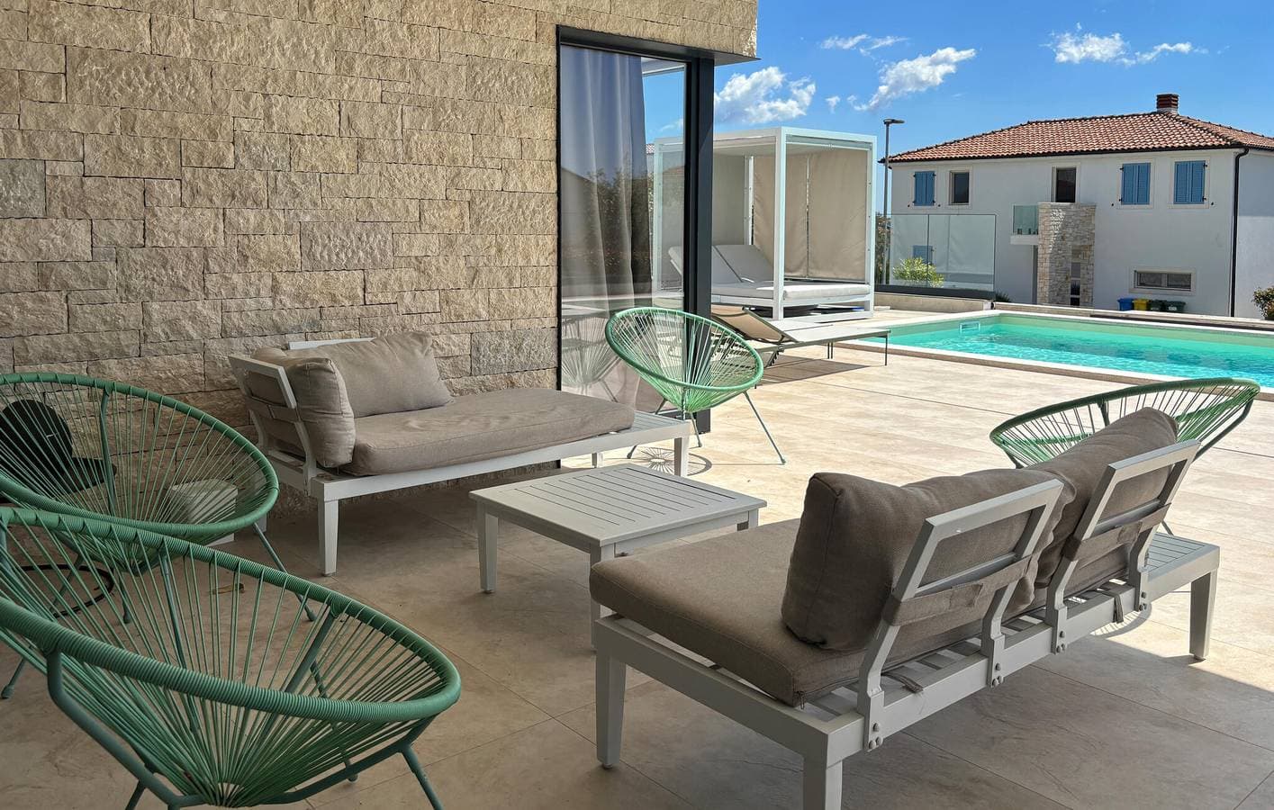 Foto 2 von 25: Gemütliches Apartment mit Meerblick, Pool, WLAN und Parkplatz – 2 km vom Stadtzentrum von Heraklion entfernt