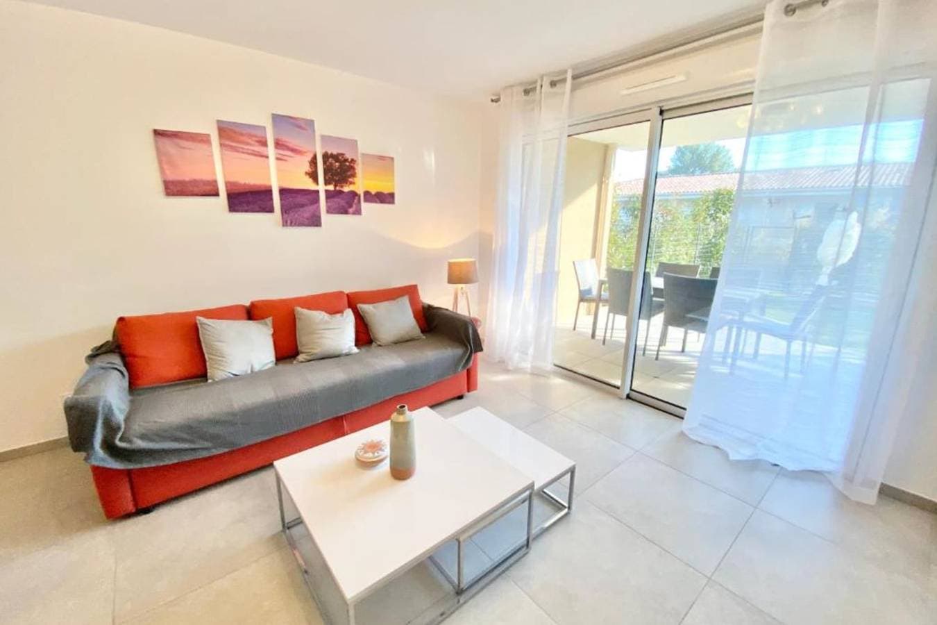 Foto 4 von 16: Ferienwohnung für 5 Personen mit Terrasse