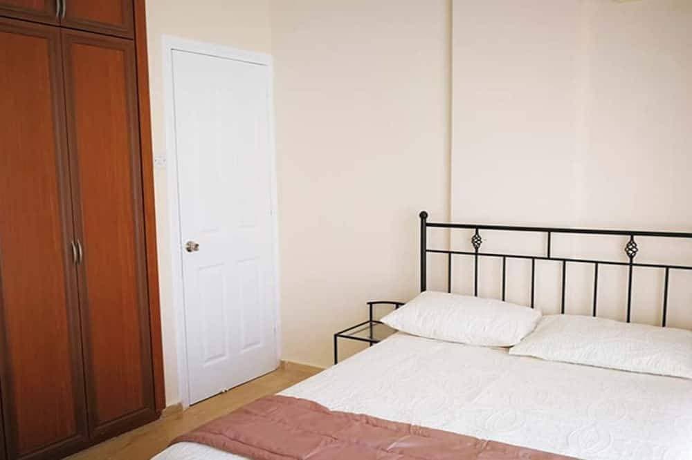 Foto 4 von 29: Fabulous 4 Bed Villa with 10m x 5m Private Pool located Ozankoy, N. Cyprus