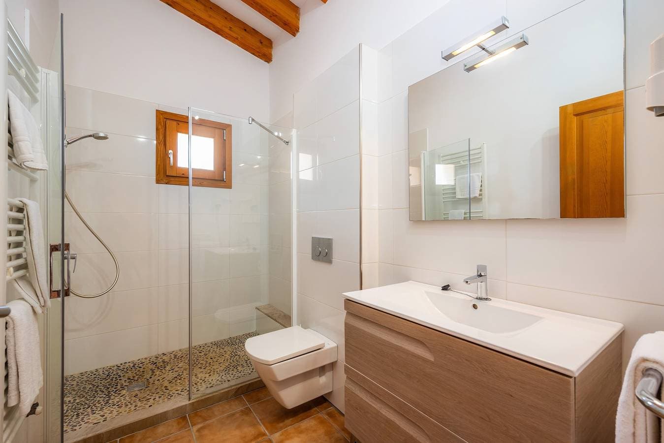 Foto 12 von 33: Ferienwohnung 'Es Colomer' mit Bergblick, Gemeinschaftspool und WLAN