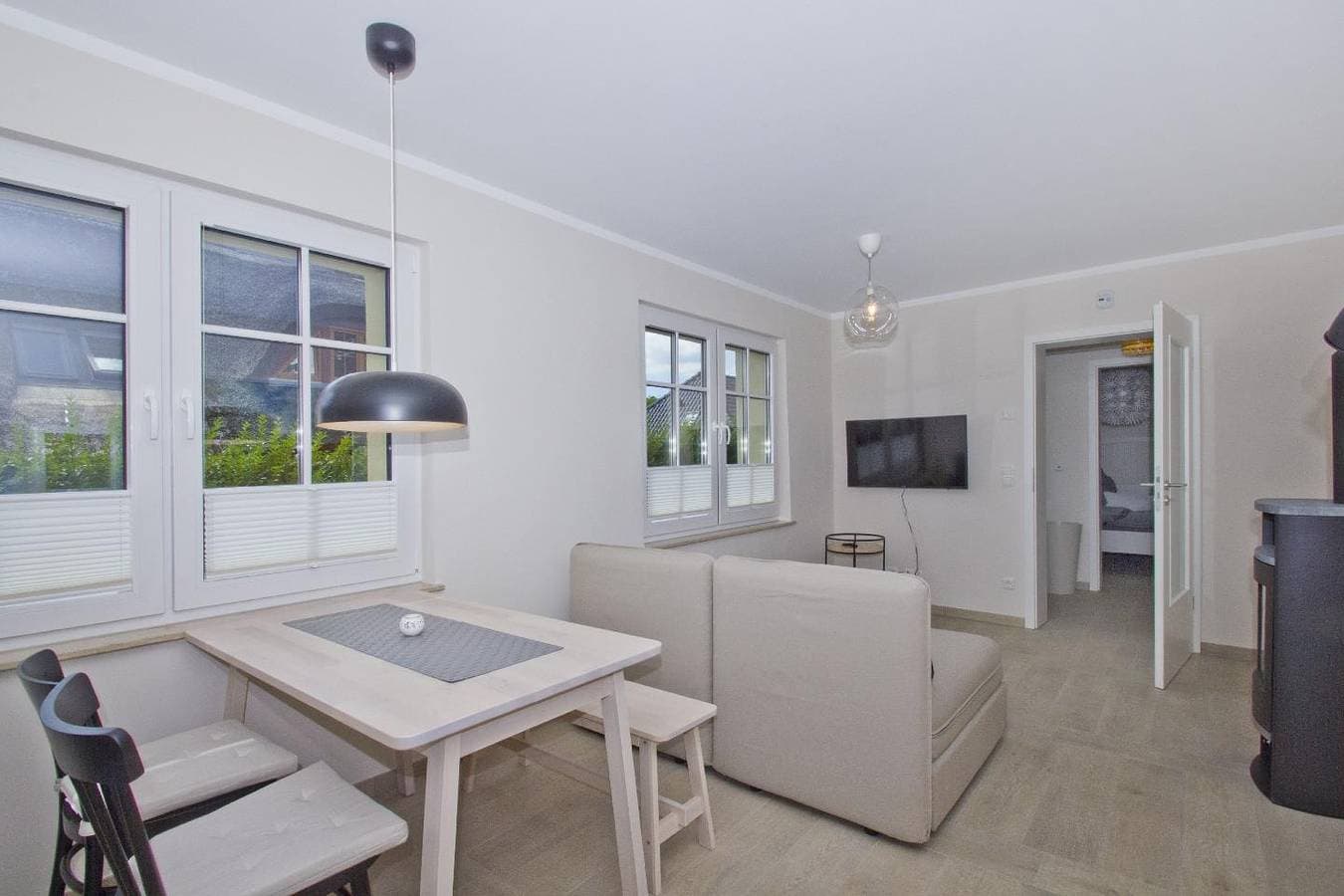 Foto 6 von 21: Ruhige Lage nah am Meer, Gartennutzung - Ferienhaus Auszeit FeWo 02