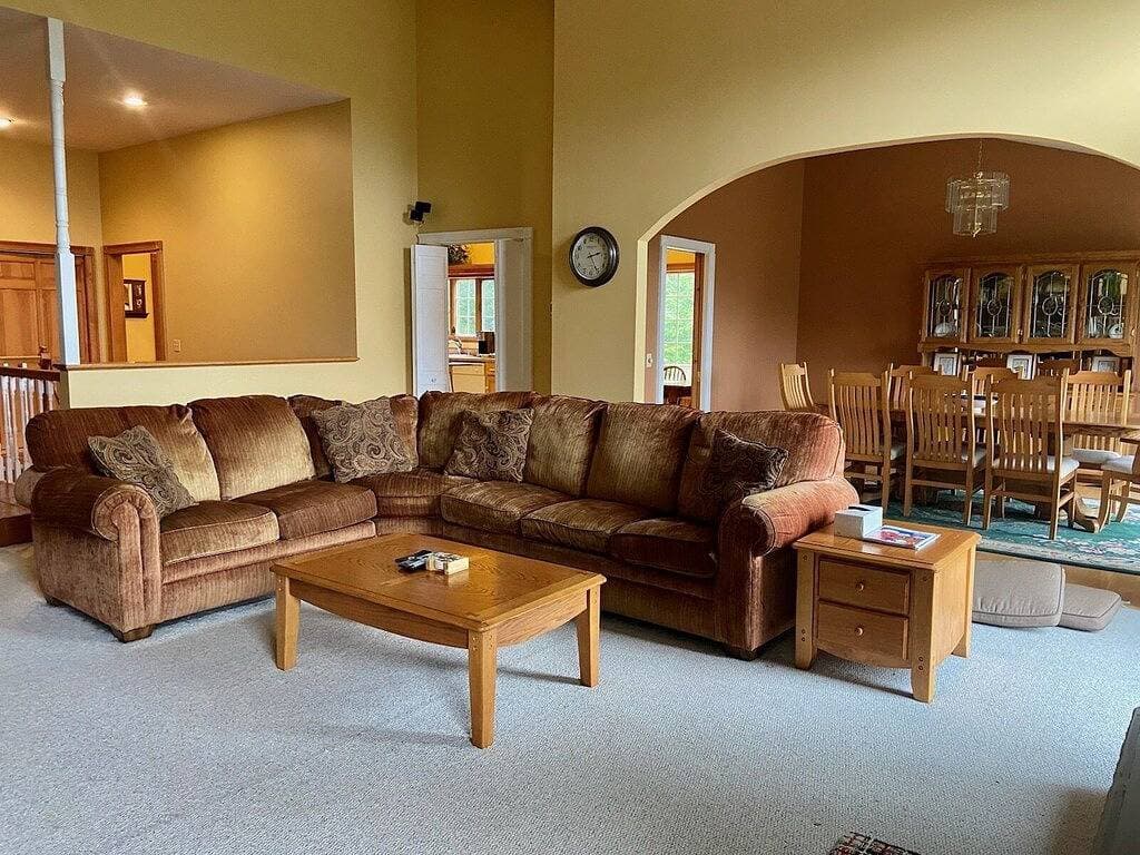 Foto 3 von 28: Private home on 37 acres with stunning mountain views