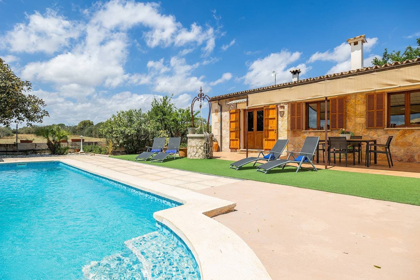 Foto 3 von 27: Landhaus 'Casita Rafal Roig' mit Bergblick, WLAN und Klimaanlage