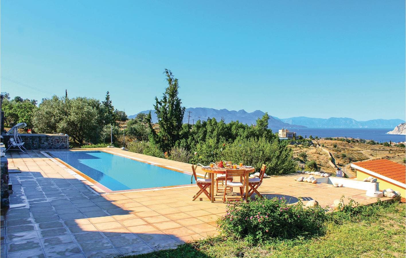 Foto 8 von 32: Apartment am Strand mit Pool, WLAN und Parkplatz – 2 km vom Strand Kleidi entfernt