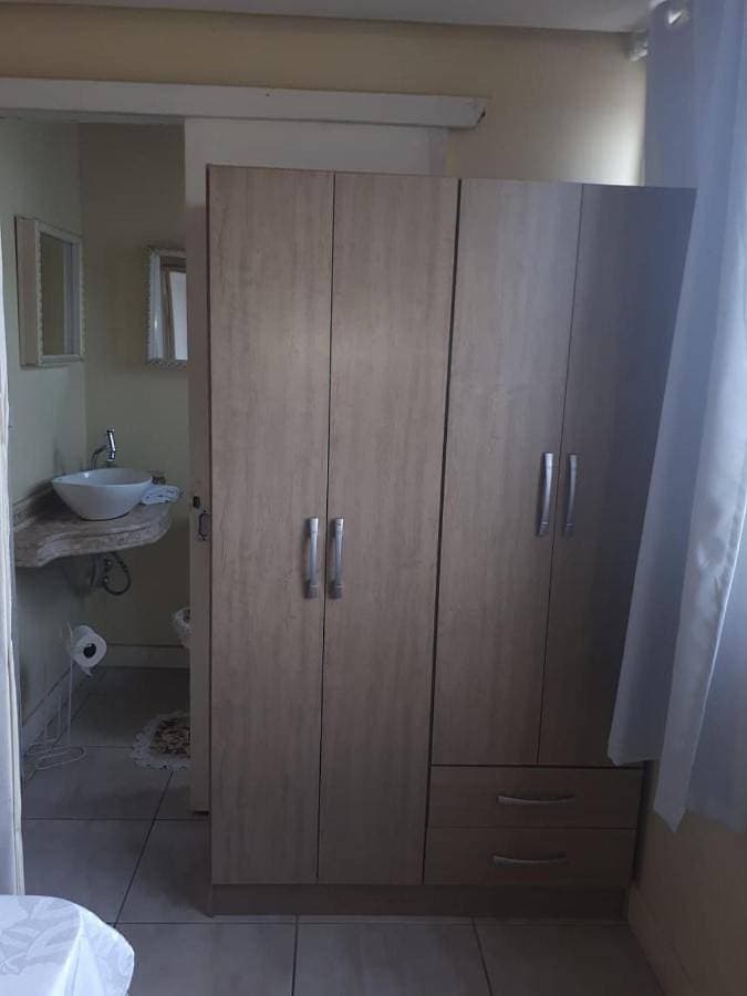 Foto 3 von 16: Studio Apartment