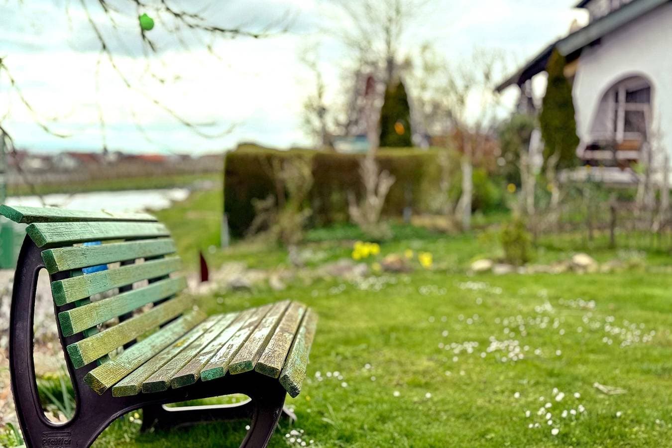 Foto 8 von 33: Ferienwohnung 2 Marschall mit Gemeinschaftsgarten, Balkon und WLAN
