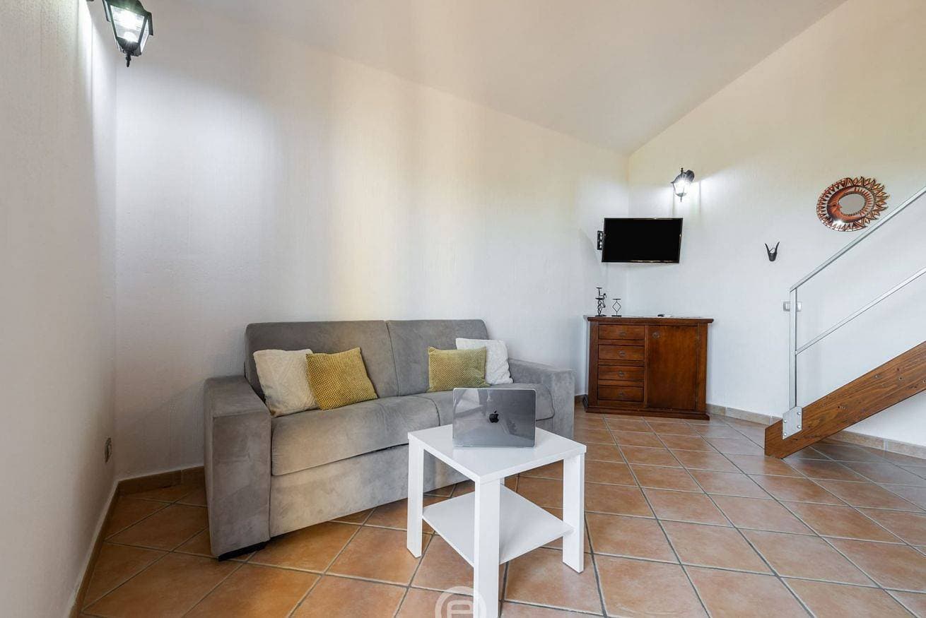 Foto 11 von 28: Ferienhaus für 2 Personen mit Balkon/Terrasse