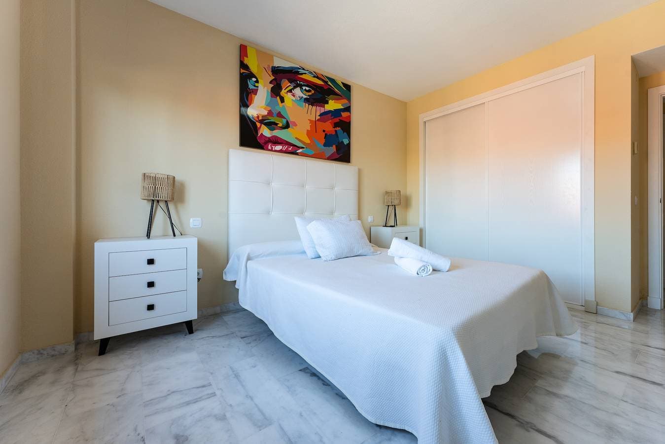 Foto 12 von 23: Ferienwohnung 'Reserva Marbella' mit Gemeinschaftspool, WLAN und Klimaanlage