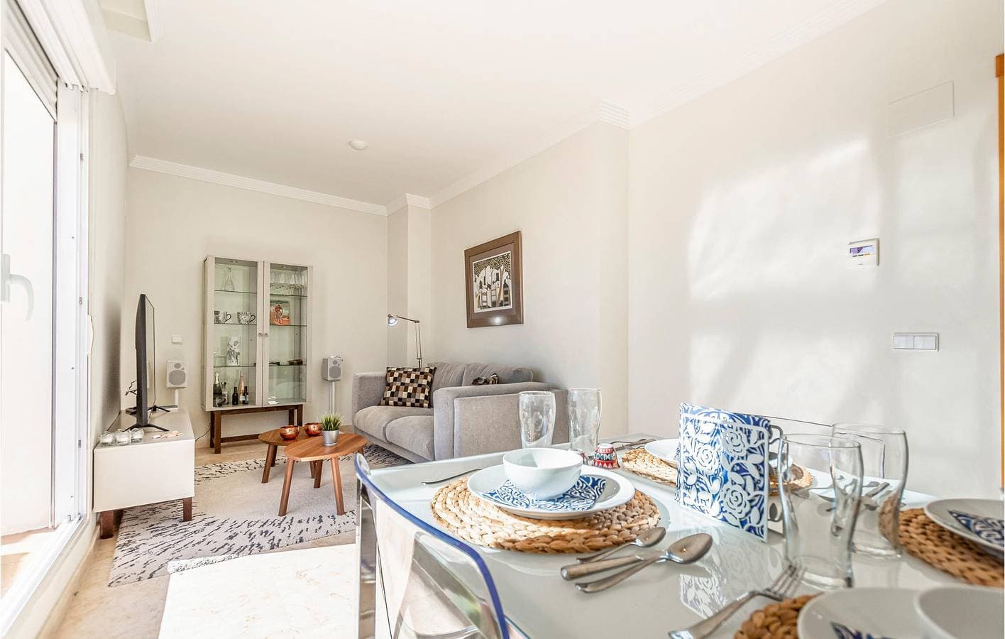 Foto 5 von 27: Apartment mit Meerblick, Parkplatz und Pool
