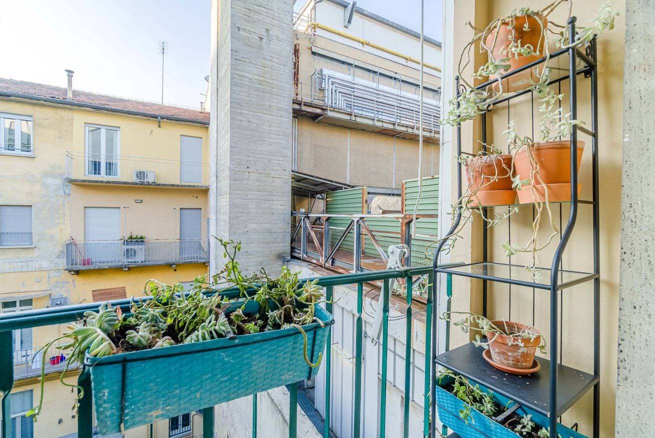 Foto 13 von 27: GuestHost - Elegant Loft x4 - a 500m da Porta Nuova