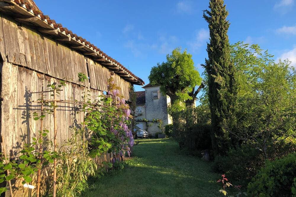 Foto 10 von 30: Completely renovated character house, charm, exceptional view, quiet location.