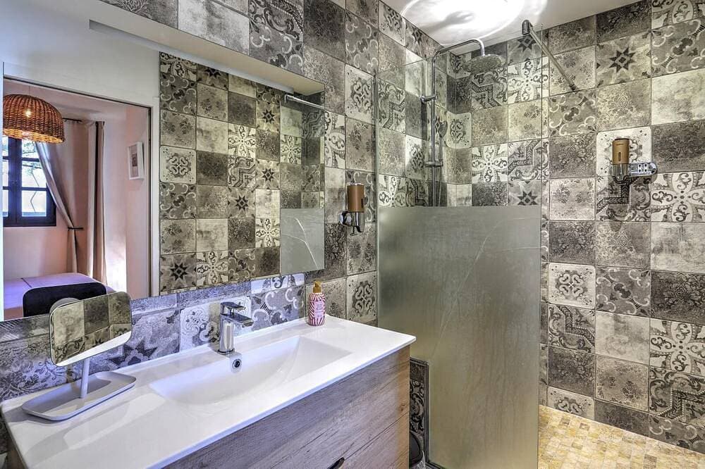 Foto 7 von 19: Beautiful apartment in the heart of the Roquette district, comfort assured