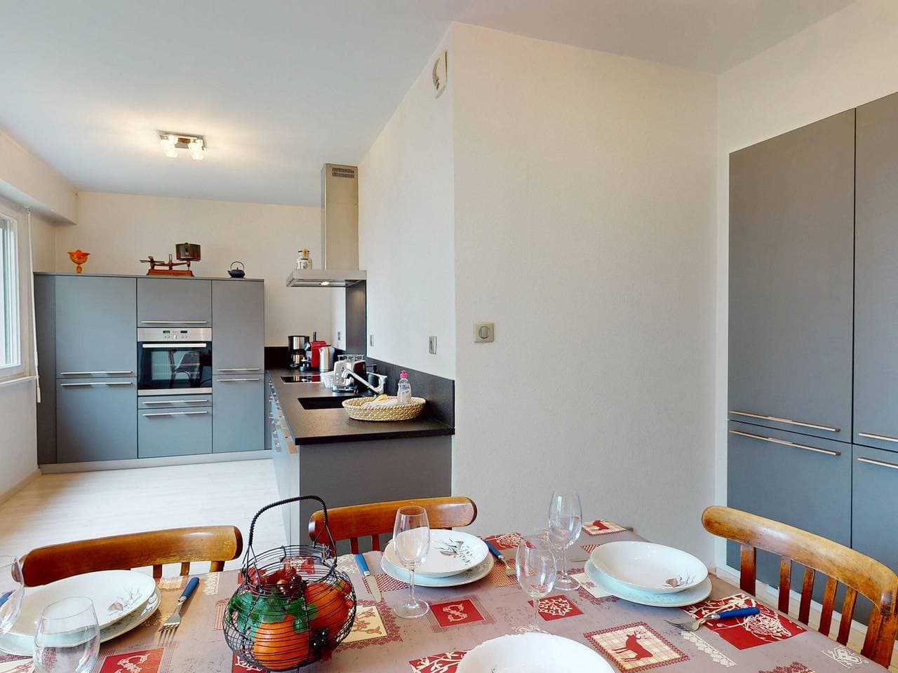 Foto 8 von 35: Modernes Apartment im Herzen von Colmar mit Balkon und Parkplatz, in der Nähe vom Musée Unterlinden