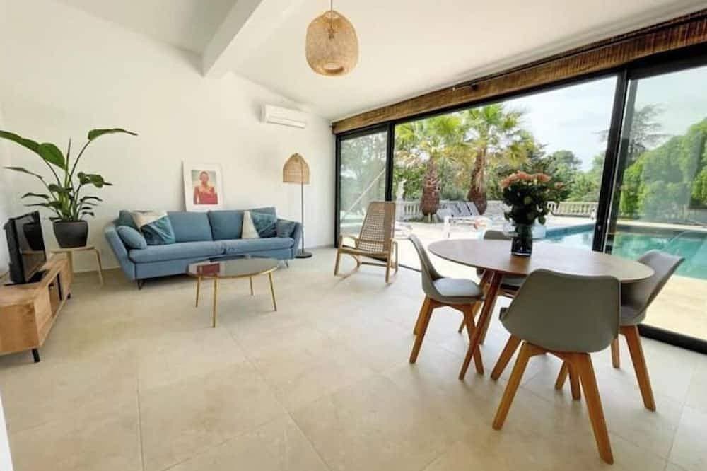 Foto 11 von 30: 2-bedroom apartment overlooking the pool