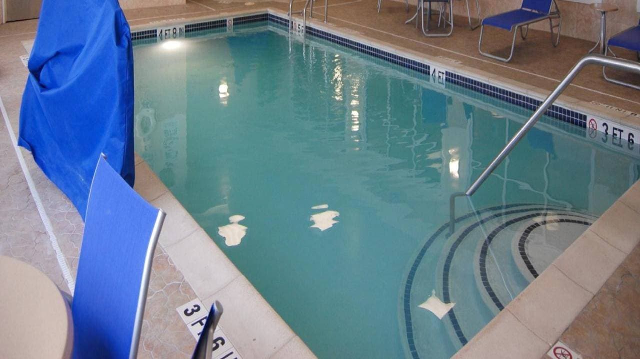 Foto 2 von 40: Holiday Inn Express Hotel & Suites Auburn Hills