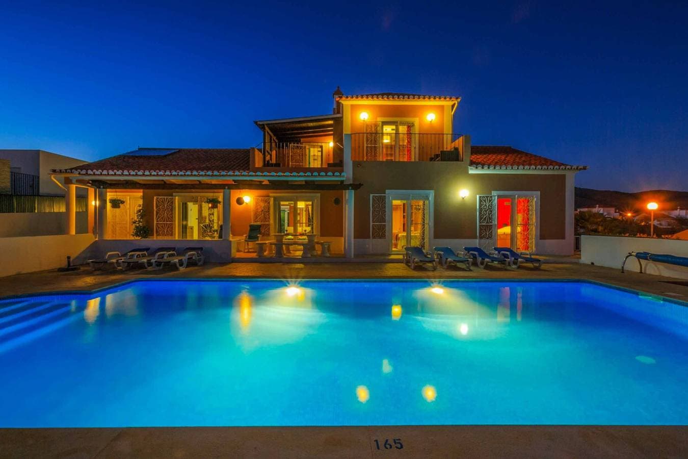 Foto 7 von 18: Villa für 8 Personen mit Terrasse