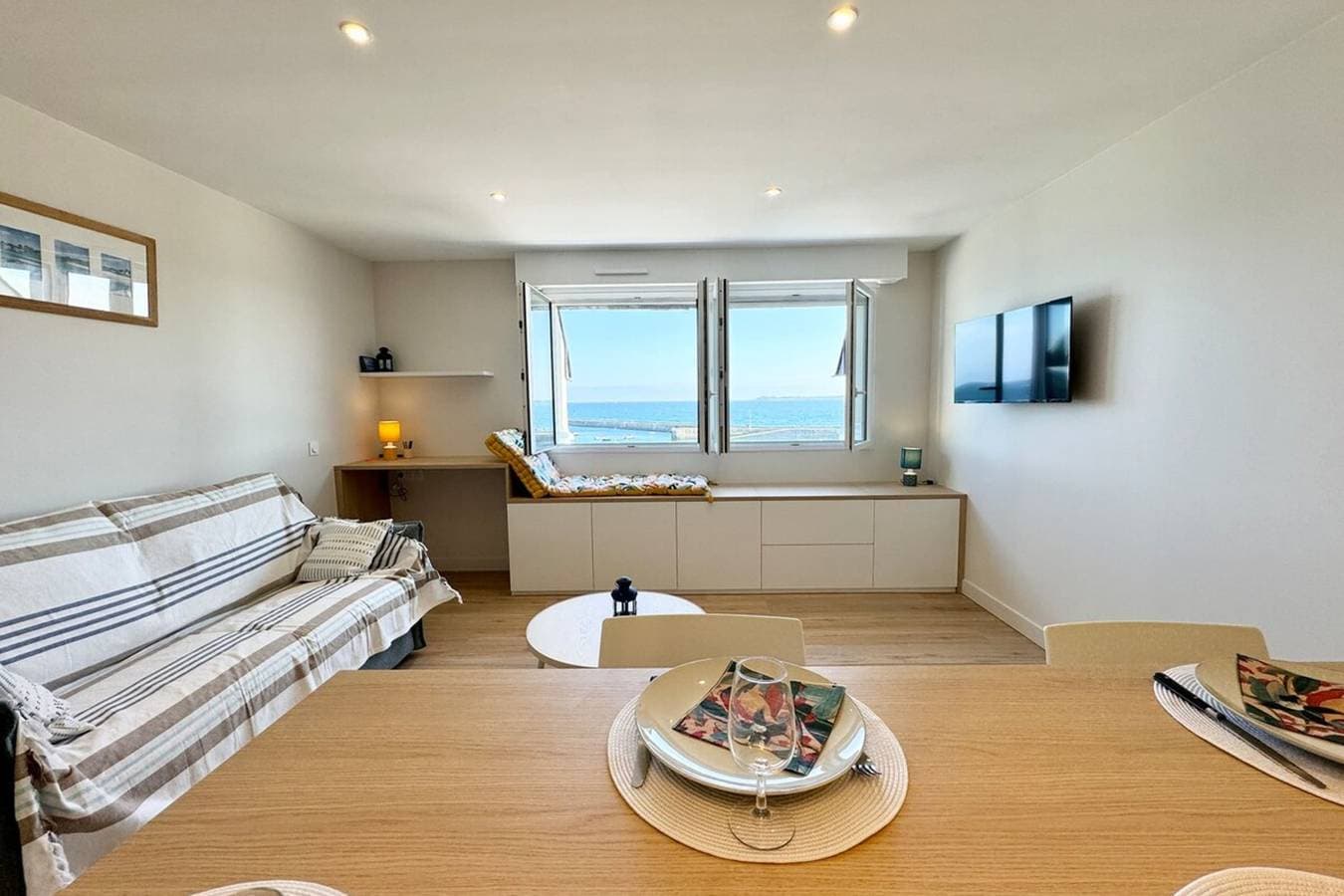Foto 13 von 24: Lovely ! Superbe T2 rénové – Vue mer 180°