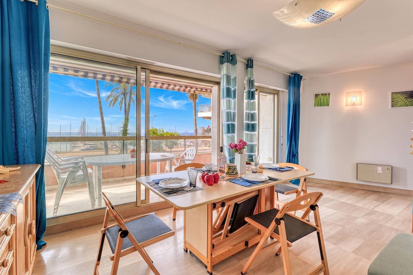 Foto 6 von 36: Ferienwohnung für 4 Personen mit Pool
