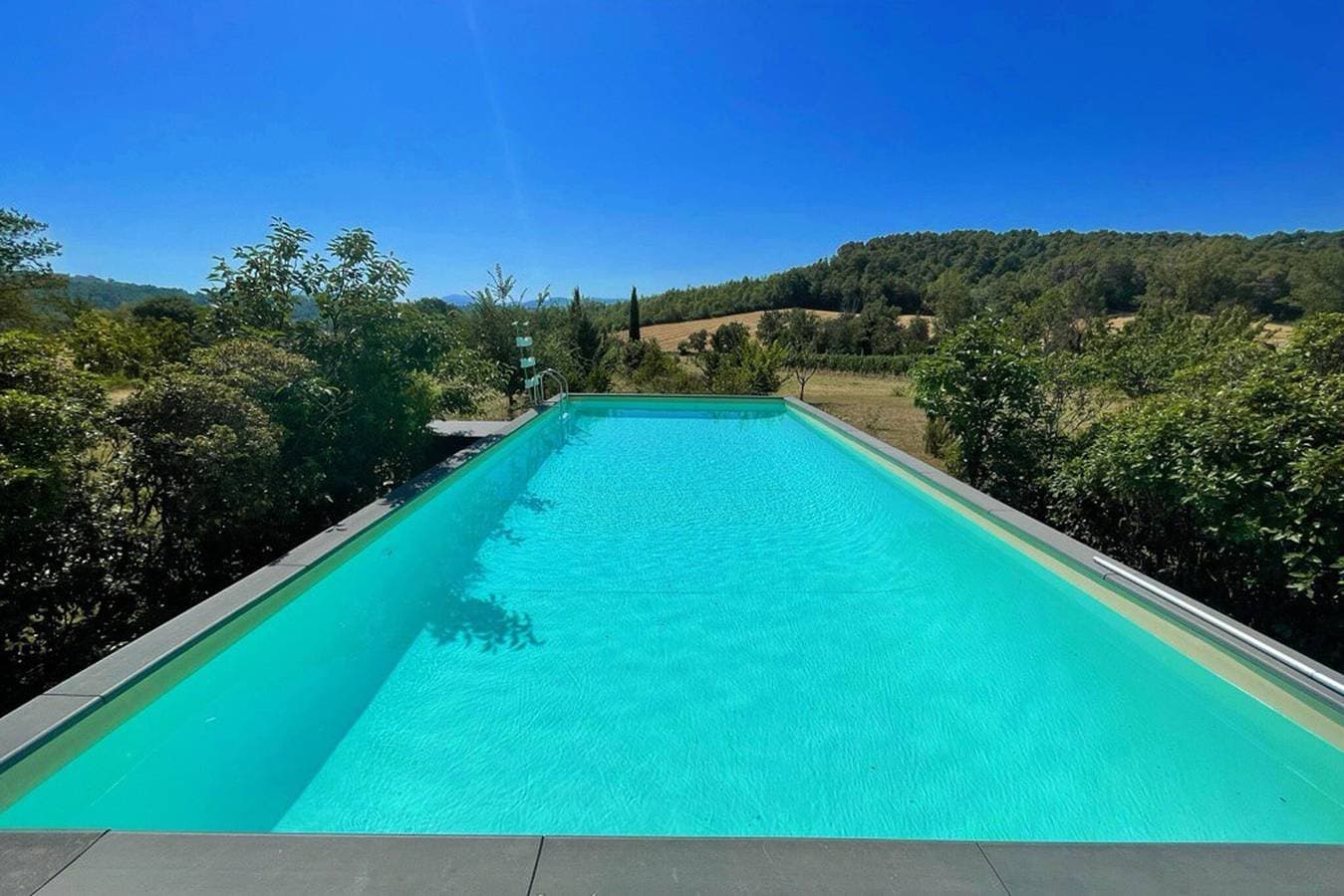 Eve House – 4 bis 5 Schlafplätze – Exklusiver Pool 1