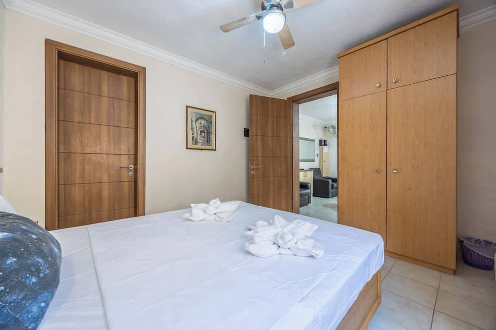 Foto 2 von 30: Santa Maria Villa Wohnung (C) Shared Pool, 1 Schlafzimmer, 3 bietet Platz für bis zu, WLAN