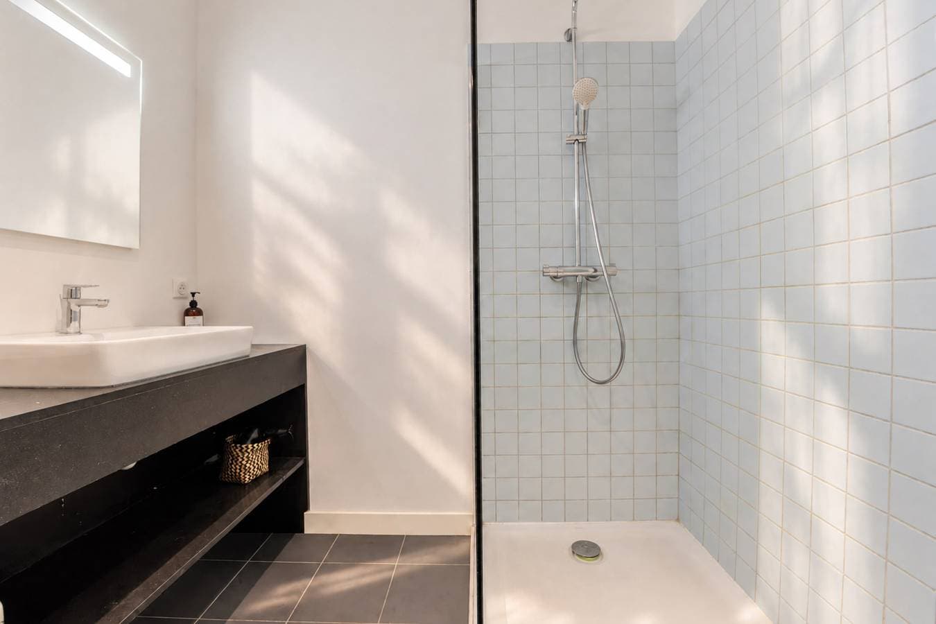 Foto 12 von 16: Charming and radiant flat of 55 m² located in the heart of Bordeaux