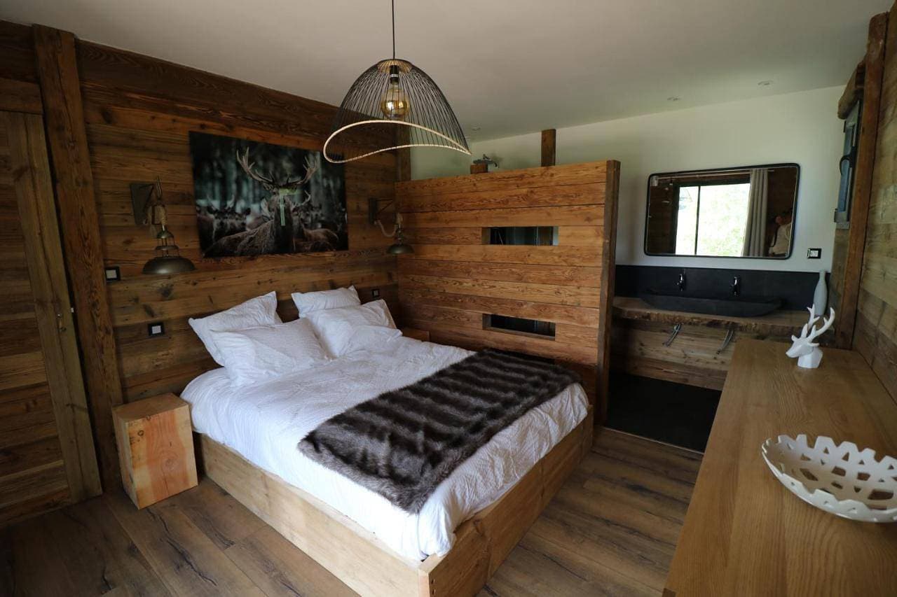 Foto 3 von 9: Three-Bedroom Chalet