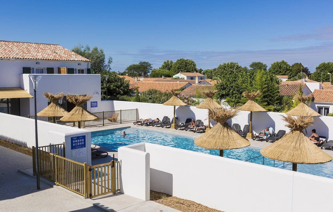Foto 4 von 16: Ferienwohnung für 4 Personen mit Pool