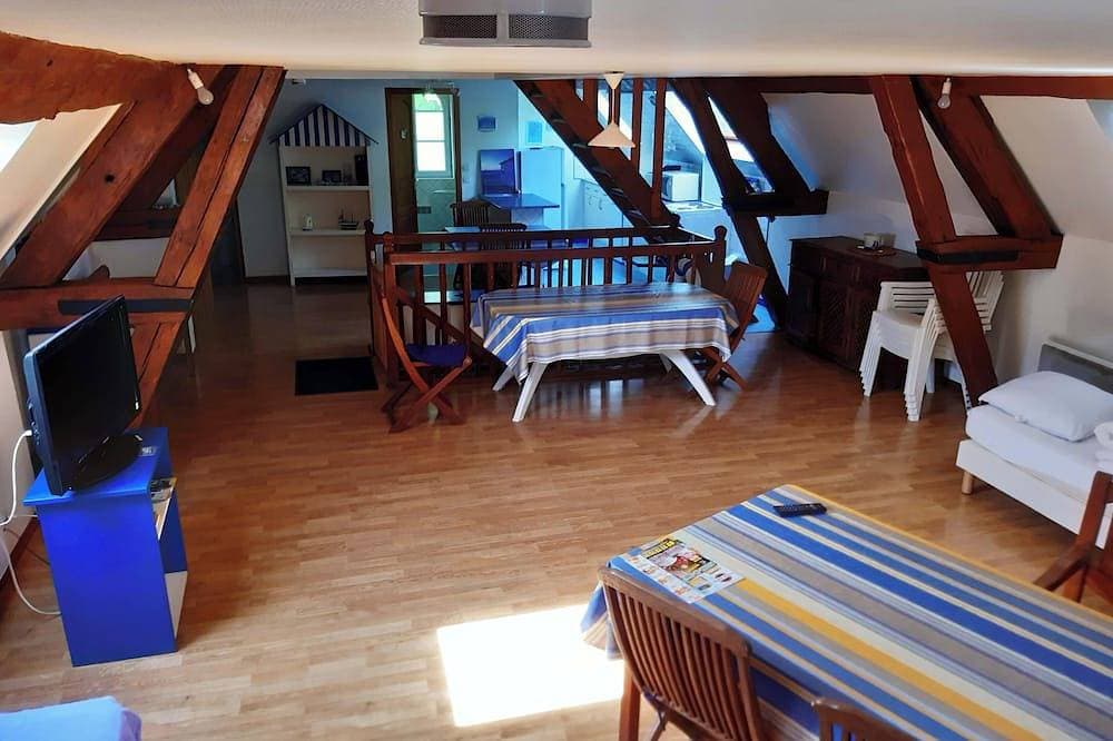 Foto 8 von 20: 3 min from the sea Grand Gîte for 6/9 people with 2 separate bedrooms