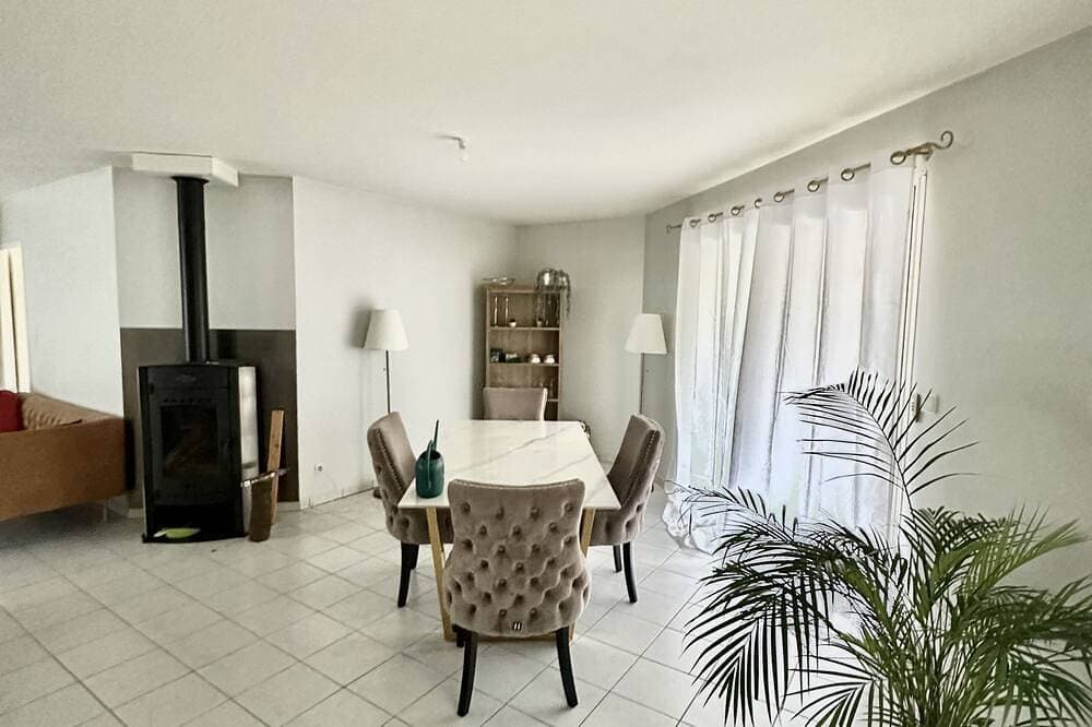 Foto 10 von 13: Maison Familiale