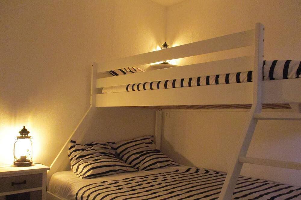 Foto 3 von 30: Renovierte Wohnung 3P Rdj in Wohnanlage mit Pool-Beach Walk-Free Wifi