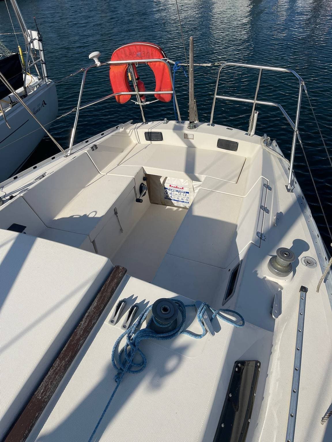 Foto 8 von 12: Boot 'Segelboot Miraflores' mit Meerblick, privater Terrasse und WLAN
