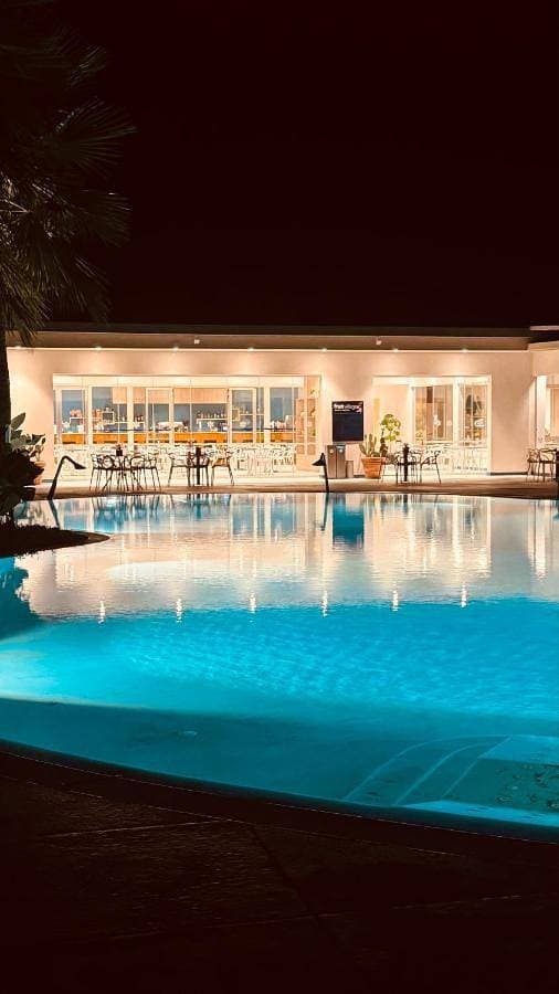 Coral Beach Paestum 1