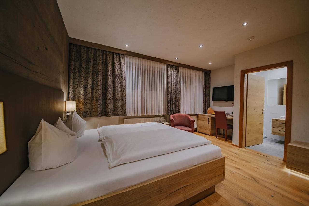 Foto 7 von 11: Budget Double Room