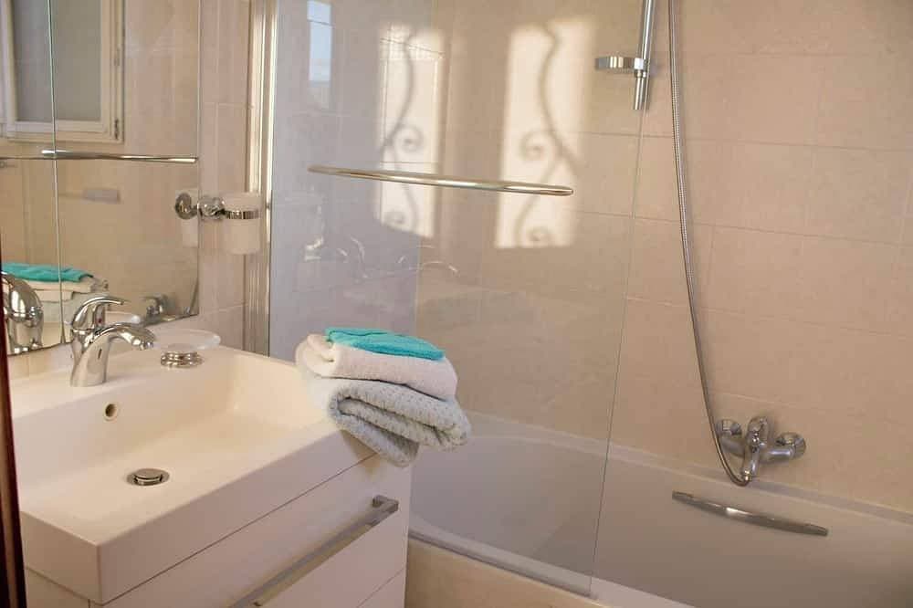 Foto 8 von 18: Wohnung, Luxus, 80m², Blick, Beheizter Pool, Klimaanlage, WLAN, 6 Personen