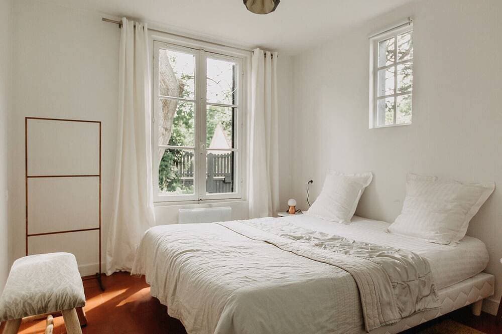 Foto 7 von 24: La Maison-Gîte-Design-Ensuite mit Bad