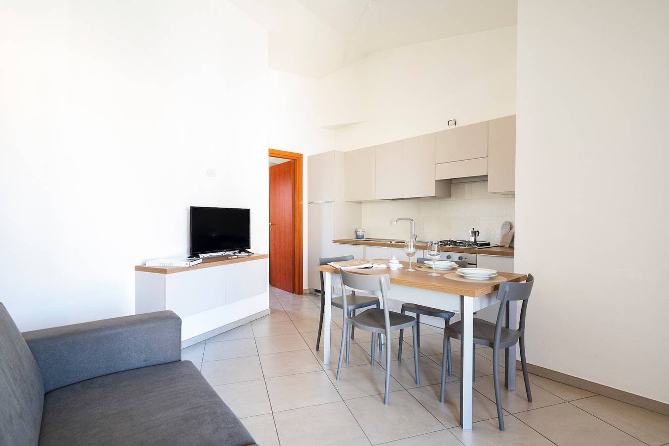 Foto 3 von 20: Ferienwohnung 'Bernabé' mit Privatterrasse, Balkon und Klimaanlage