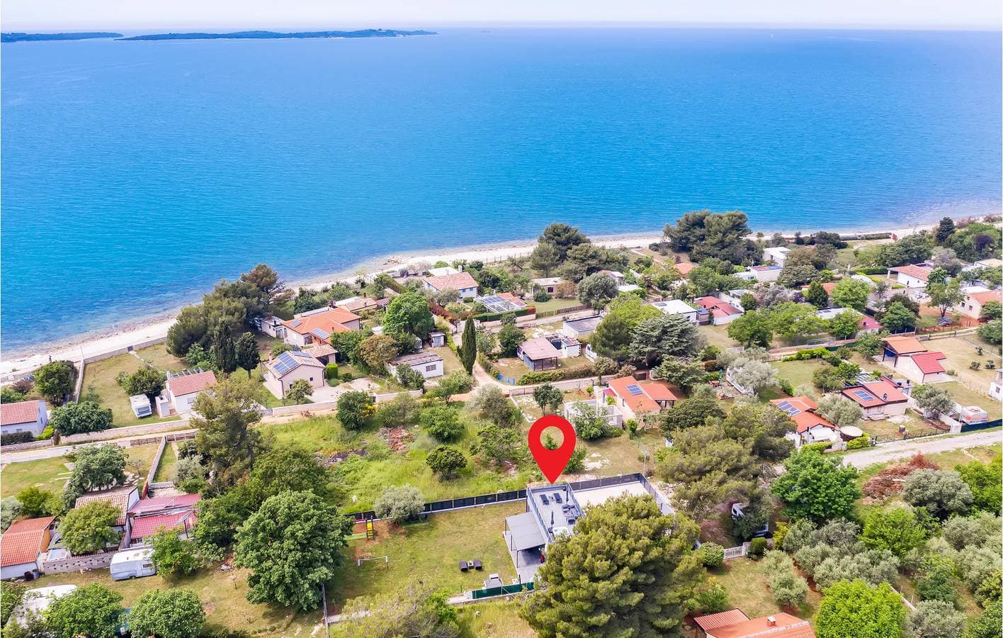 Urlaub am Meer: Modernes Apartment mit Terrasse und kostenlosem WLAN 1
